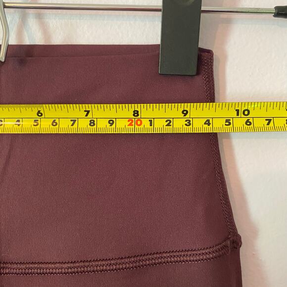 Lululemon Women's size 4 Plum Purple Wunder Under High Rise Tights Cropped Ankle - Picture 8 of 10